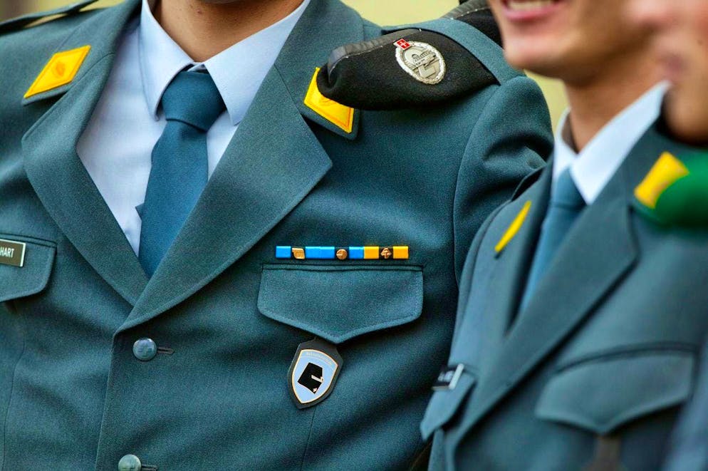In future, the uniform will no longer be issued to all members of the armed forces.