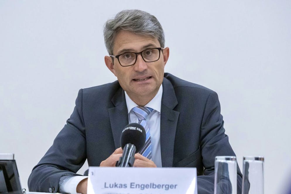 Nachfolge Gerhard Pfister. Für den Baselstädter Gesundheitsdirektor Lukas Engelberger lasse sich das Parteipräsidium nicht mit seinem Amt als Regierungsrat vereinbaren.