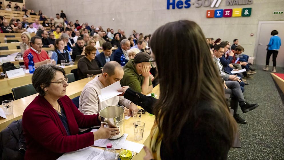Le 11 décembre dernier, le Conseil général de la ville de Sierre avait plébiscité le projet de la Valais Arena et de l'écoquartier VIVA.