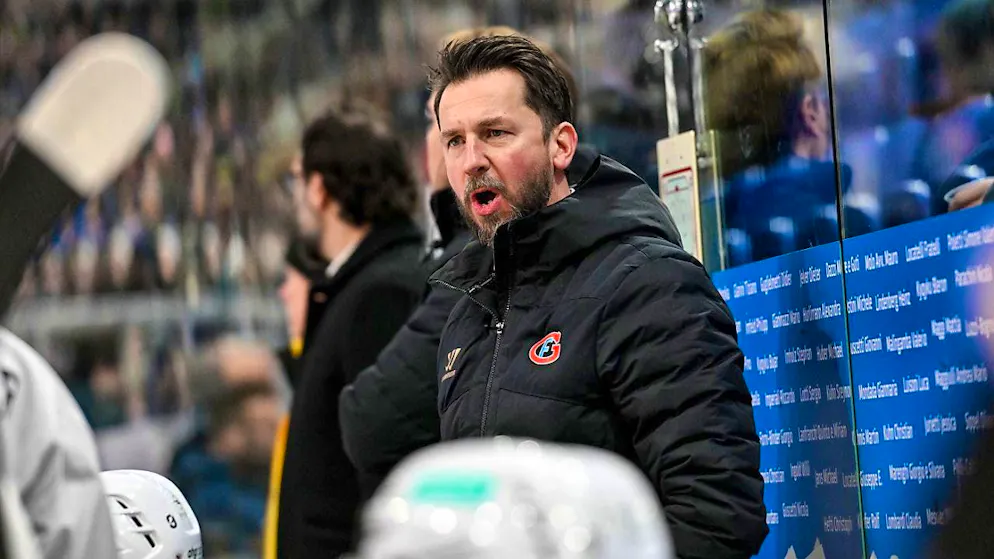 Davos can still win - Gallery. Fribourg's new coach Lars Leuenberger didn't find the right words this time