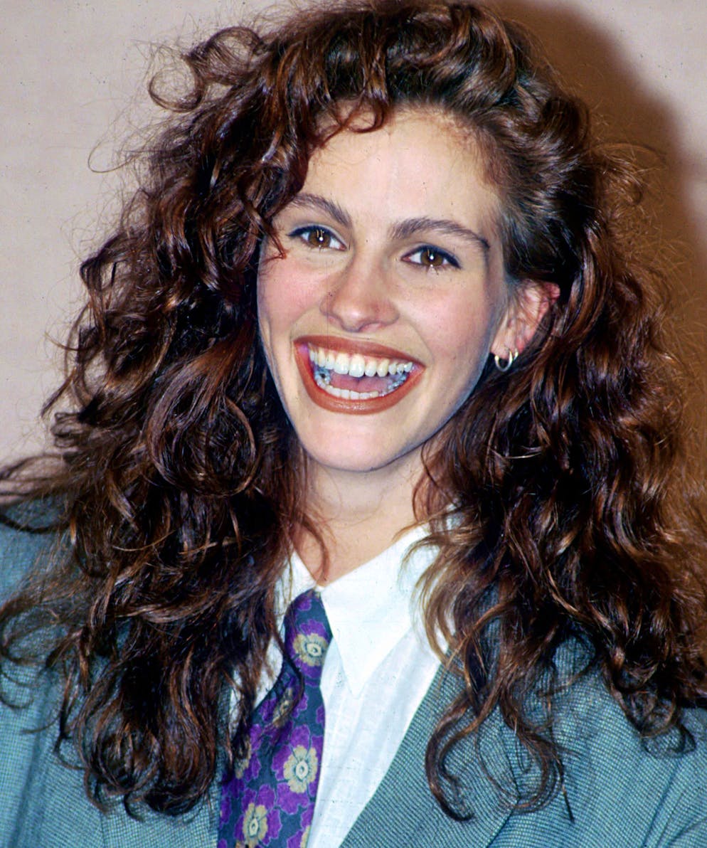 Lors de la 47e édition des Golden Globes en 1990, Julia Roberts faisait sensation dans son costume Armani. 