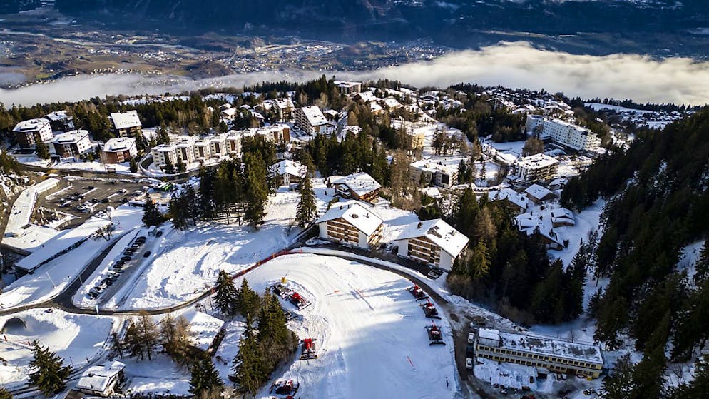 Una veduta aerea dell'arrivo della pista di Crans-Montana.