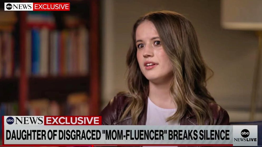 Ruby Franke, una mamma vlogger statunitense, è stata condannata nel febbraio 2024 per abuso di due dei suoi sei figli. Ora la figlia maggiore Shari (in foto) ha parlato in un'intervista.