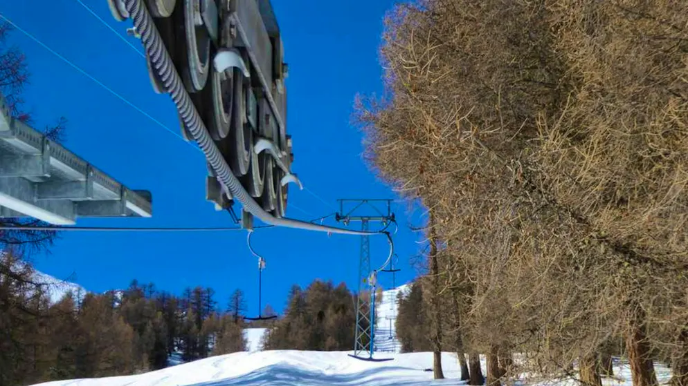 The ski lift with the longest vertical drop in Switzerland is located in the Valais resort of Törbel.