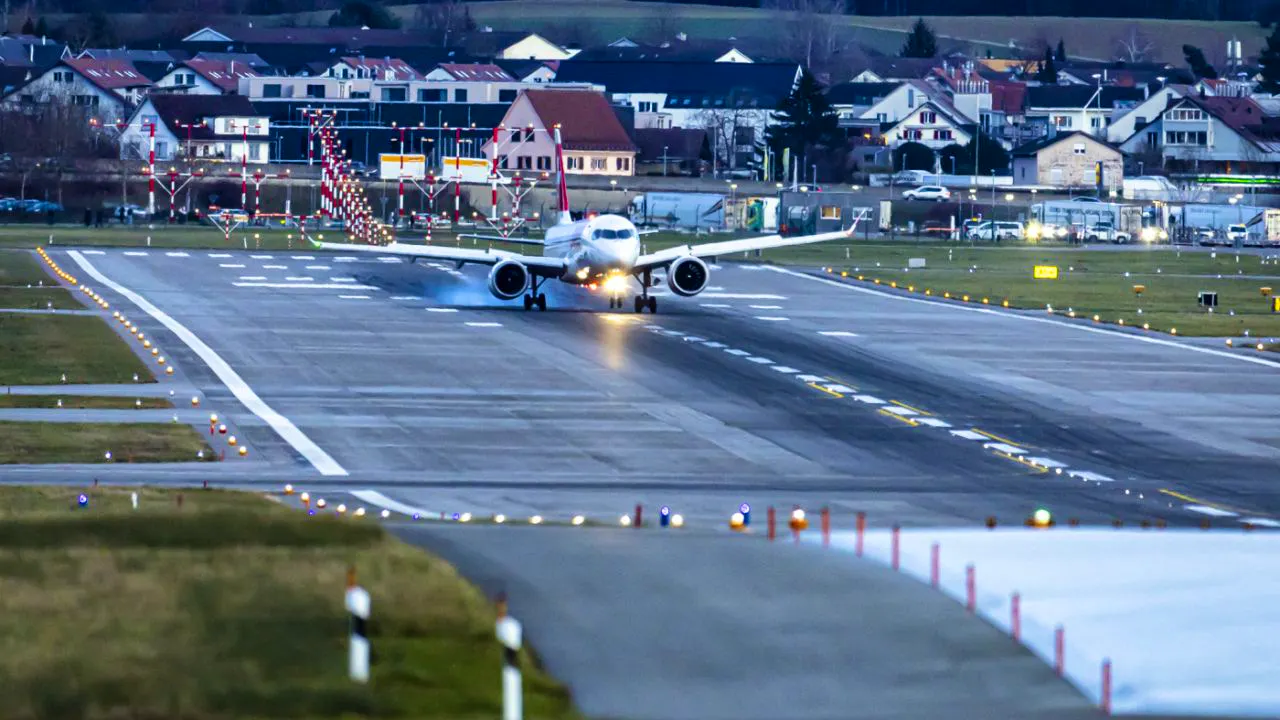 Luftfahrt. Swiss-Airbus A220 ist nach Notlandung in Graz zurück in Zürich
