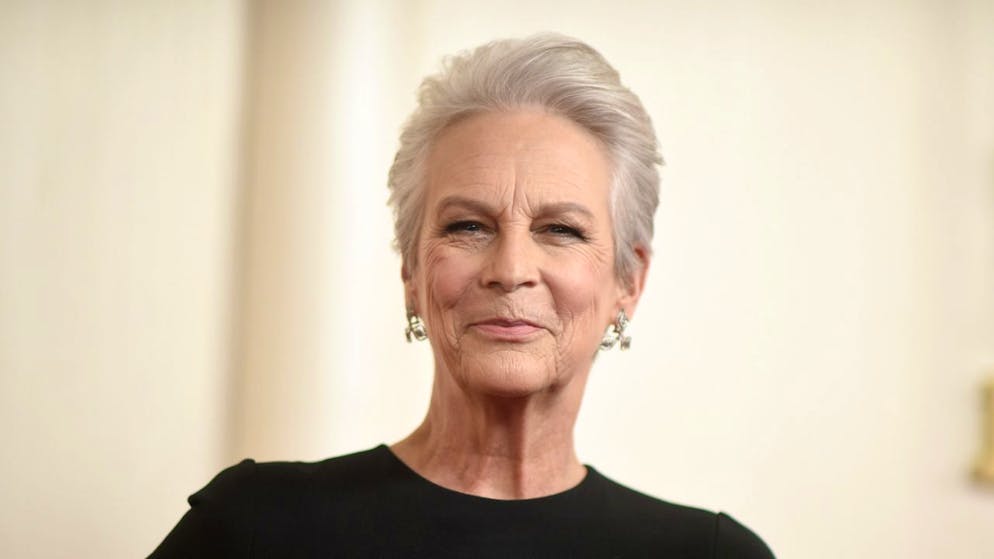 Abitava a Pacific Palisades. Jamie Lee Curtis dona un milione per combattere gli incendi a Los Angeles