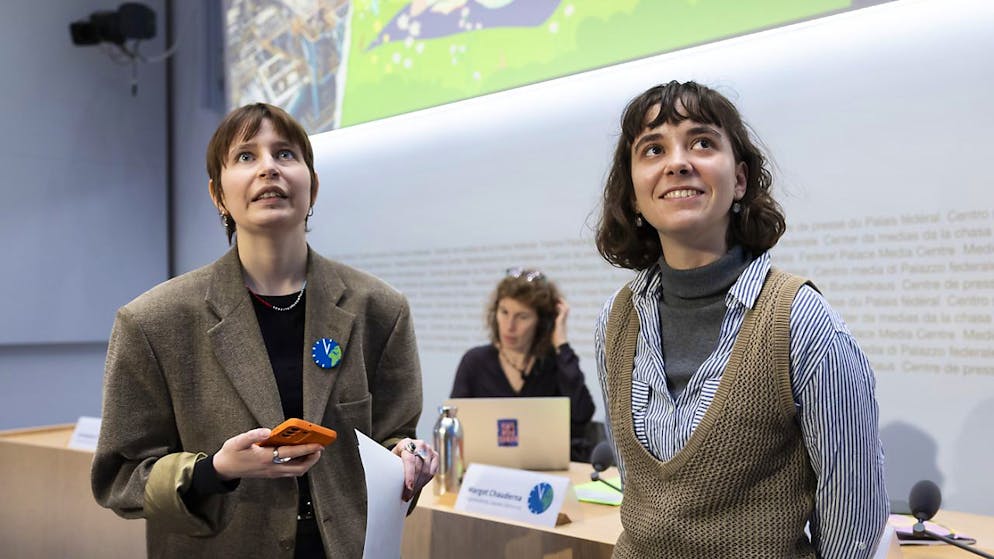 Le co-presidenti dei Giovani Verdi, Margot Chauderna (a sin) e Magdalena Erni.