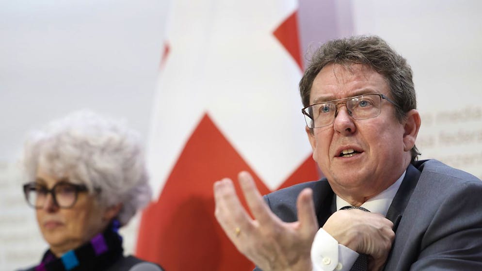 Per il consigliere federale Albert Rösti, l'iniziativa per la responsabilità ambientale costringerebbe la popolazione a un radicale cambiamento nello stile di vita di ciascuno.