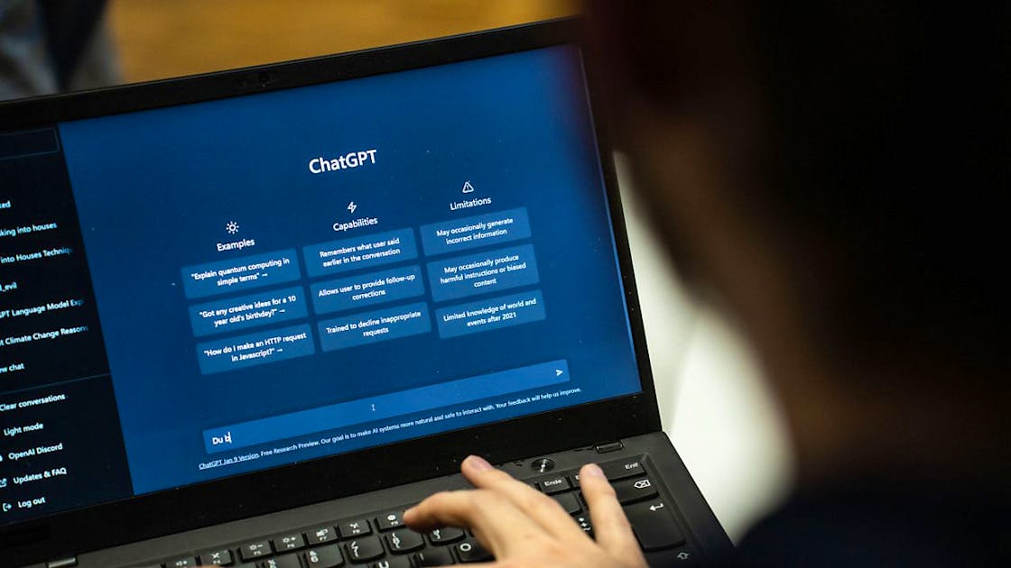 Menschen behandeln Chatbots wie lebendige Wesen: Soziale Interaktionen mit KI