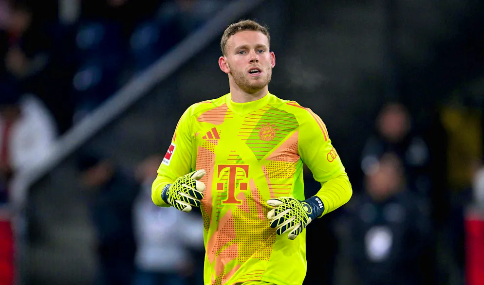 Daniel Peretz, Bayern Munich's substitute goalkeeper, has suffered a kidney contusion.