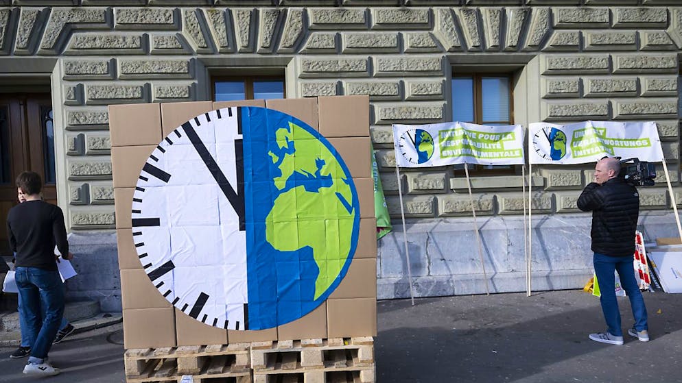 Il testo chiede che l'economia svizzera operi entro i limiti posti dalla natura entro dieci anni.