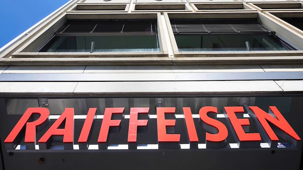 Raiffeisen consiglia di puntare sulle azioni svizzere.