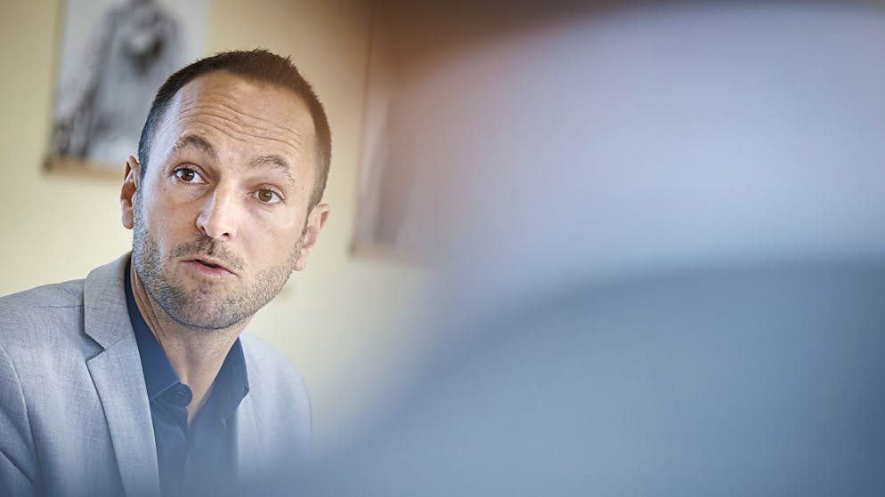 Le Département valaisan de la santé, des affaires sociales et de la culture, dirigé par Mathias Reynard, attribuera des subsides maladie à environ 96'000 personnes cette année (archives).