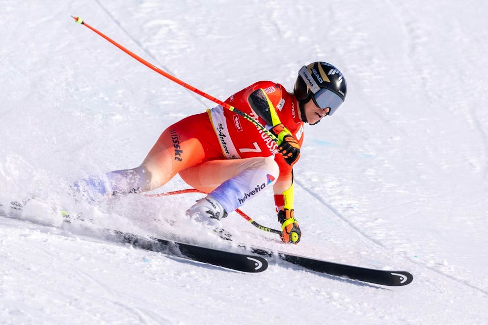 Lara Gut Behrami paga alcuni errori sulla difficile pista di St.Anton.
