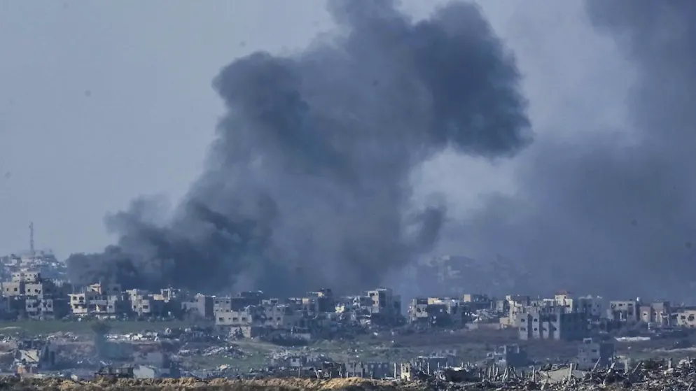 Proseguono senza sosta gli attacchi israeliani nella striscia di Gaza.