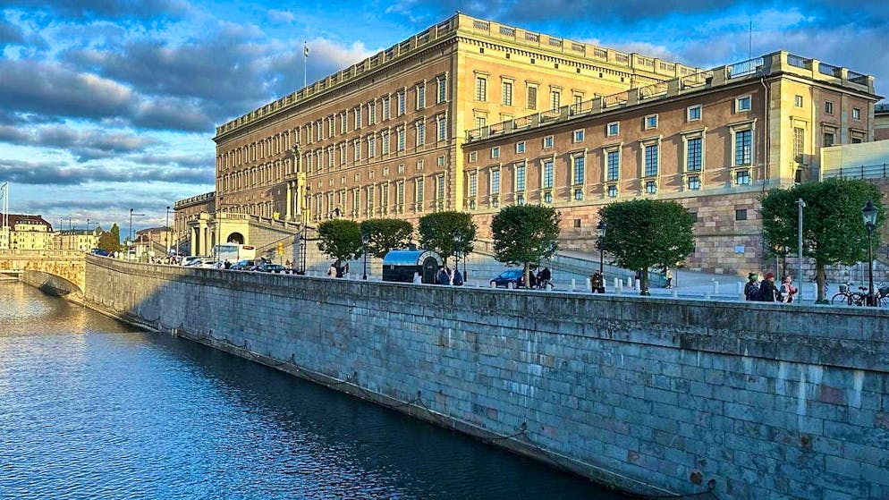 ARCHIVE - View of the Royal Palace in Stockholm. Photo: Steffen Trumpf/dpa/Archive image