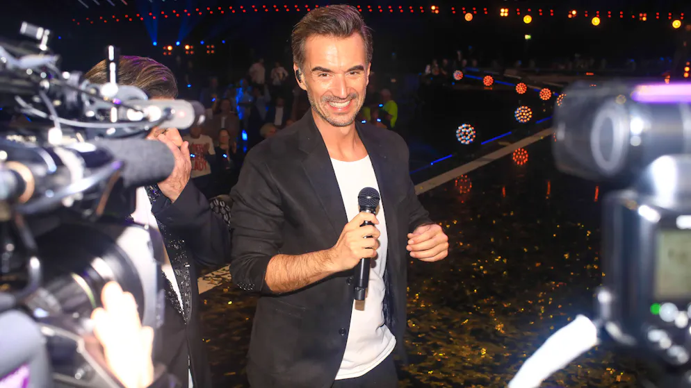 Das hat sich Florian Silbereisen sicher anders vorgestellt: Seine TV-Show «Schlagerchampions» war keine halbe Stunde alt, als es plötzlich zu einer ungeplanten Unterbrechung kam.