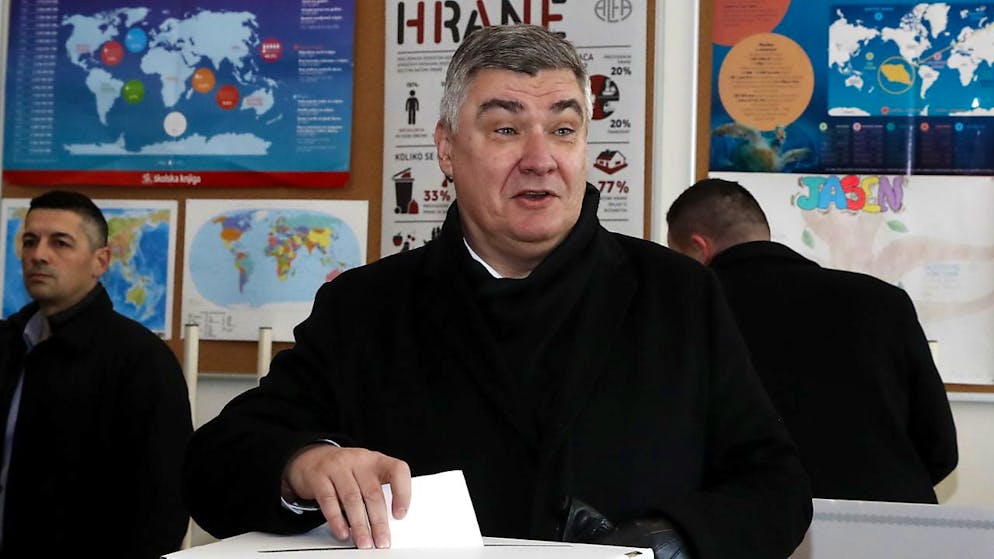 Le président croate sortant Zoran Milanovic a voté à Zagreb.