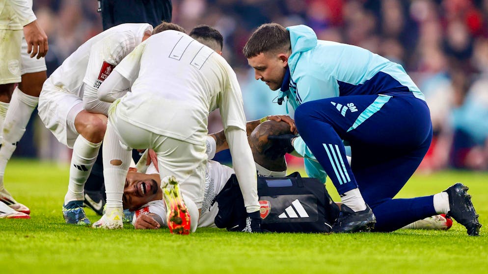 Arsenal. «Grande inquiétude» pour Gabriel Jesus, évacué sur civière