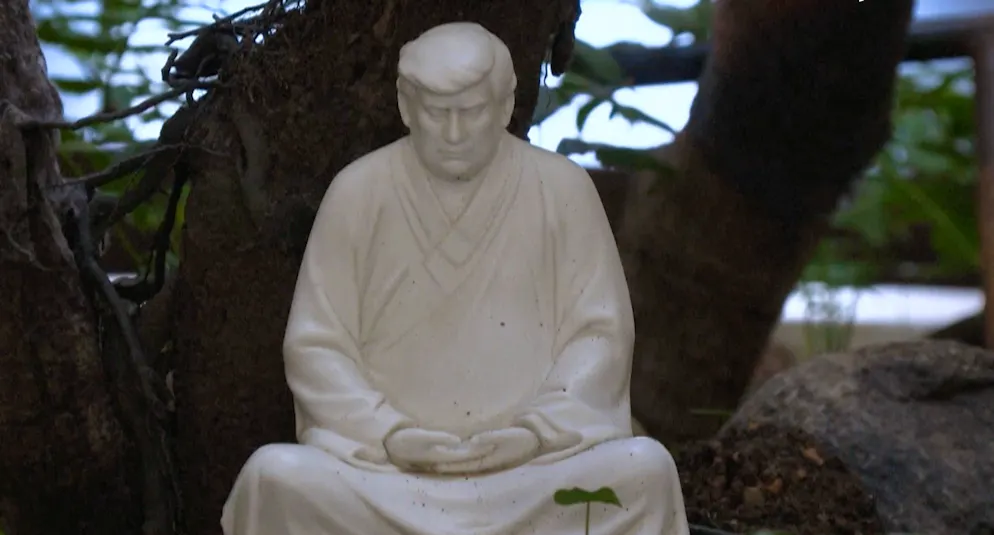 L'artiste de 47 ans dit en avoir vendu des centaines ces dernières années. Elles amusent les acheteurs, car «la personnalité de Trump et l'aspect de la statue sont radicalement opposés», ajoute-t-il.