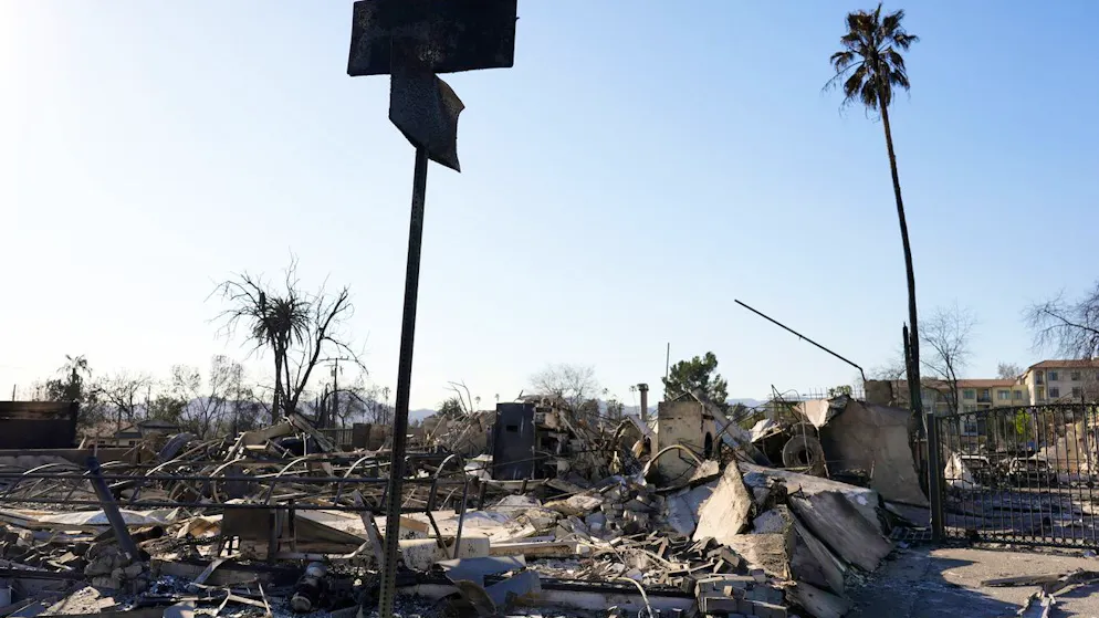 Mindestens 16 Menschen sind in den Flammen des Eaton Fire in Altadena umgekommen. (12. Januar 2025)