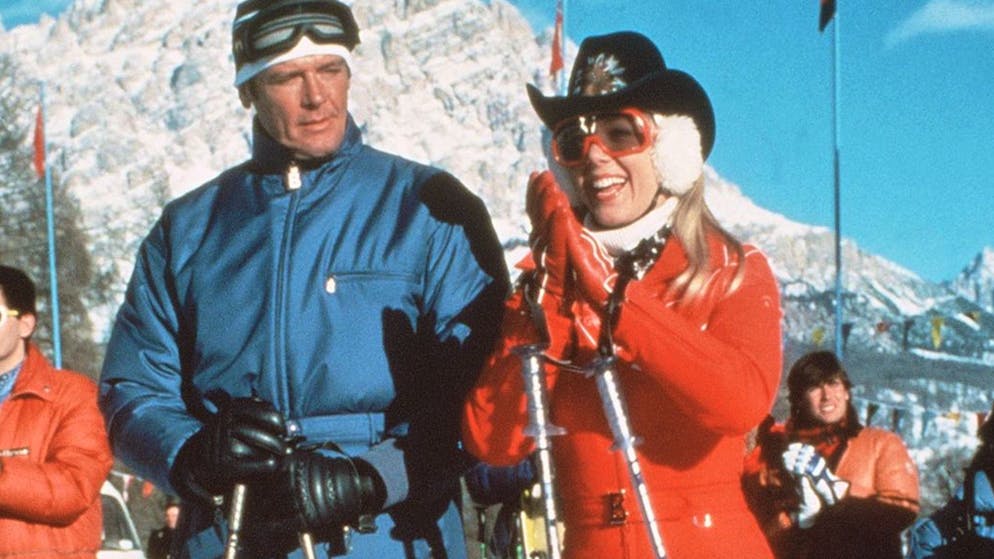 So alt ist der beste Bond-Film schon. Platz 6: Das elektronische Kernstück eines britischen Spionagebootes wurde von einem Bösewicht im Meer versenkt. James Bond (Roger Moore) muss es wiederfinden – und darf zur Erfüllung seines Auftrags sogar mit Margaret Thatcher übers rote Telefon sprechen. «In tödlicher Mission» (1981) war der erste Film ohne Roman-Vorlage von Ian Fleming – und dennoch ein actionreicher Thriller mit rasanter Enten-Verfolgungsjagd.