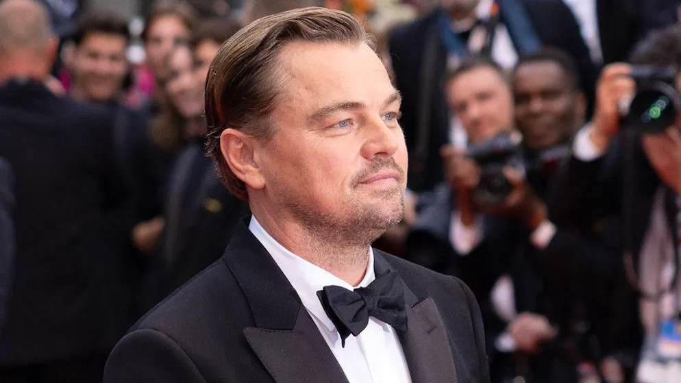 Ecco perché. Leonardo DiCaprio fugge da Los Angeles su un jet privato, sollevando alcune critiche