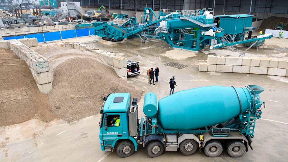 Les livraisons de ciment en Suisse ont de nouveau reculé en 2024, sous le coup d'un secteur de la construction freiné par des conditions économiques difficiles. (archives)