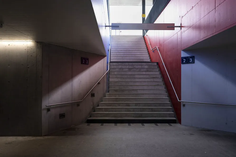 C'est vers 05h00 que la police vaudoise a été avisée qu'un homme gisait inanimé dans le passage sous-voies de la gare de Lausanne. (image d'illustration)