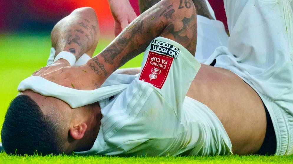 Gabriel Jesus a subi dimanche une blessure au ligament croisé antérieur du genou gauche.