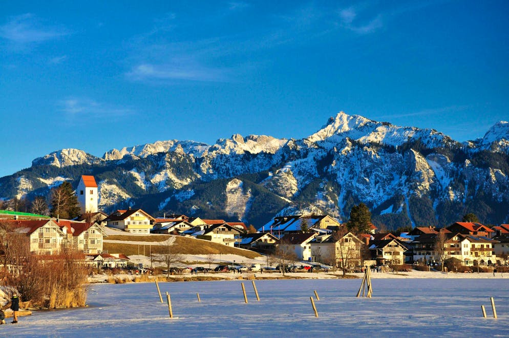 A photo shoot on the frozen Lake Hopfensee in Bavaria costs a tourist dearly.