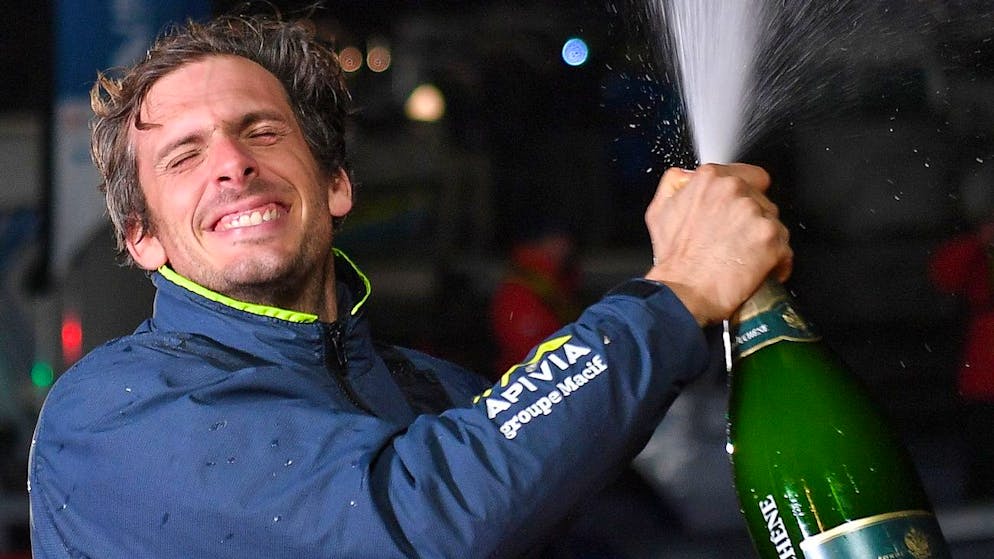 Vendée Globe. Charlie Dalin remporte l'Everest des mers et explose le record !
