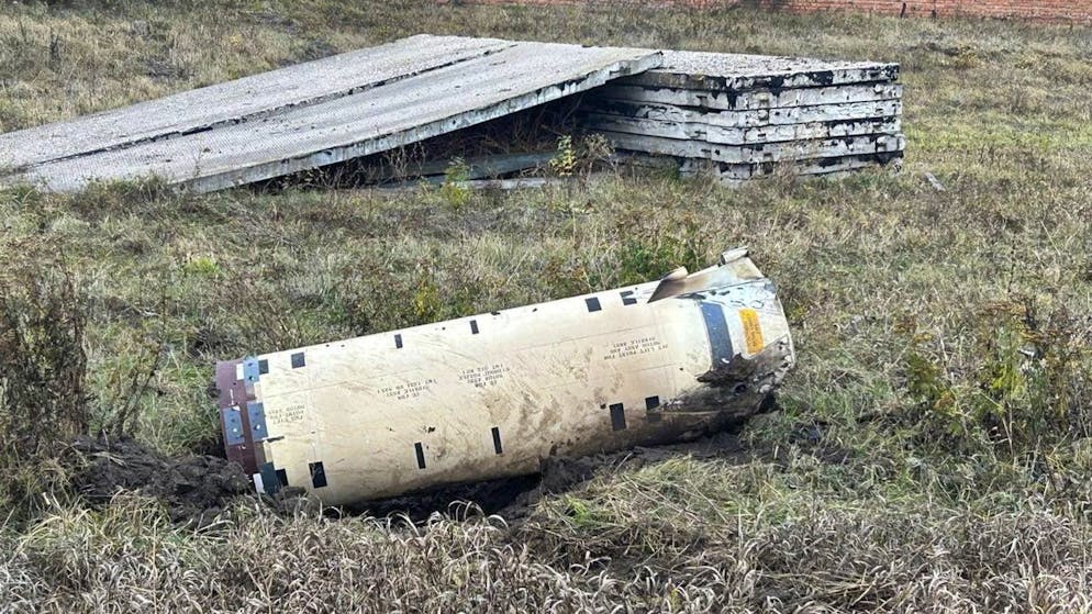 Guerra. Kiev sferra «il più massiccio attacco contro le strutture militari» in Russia