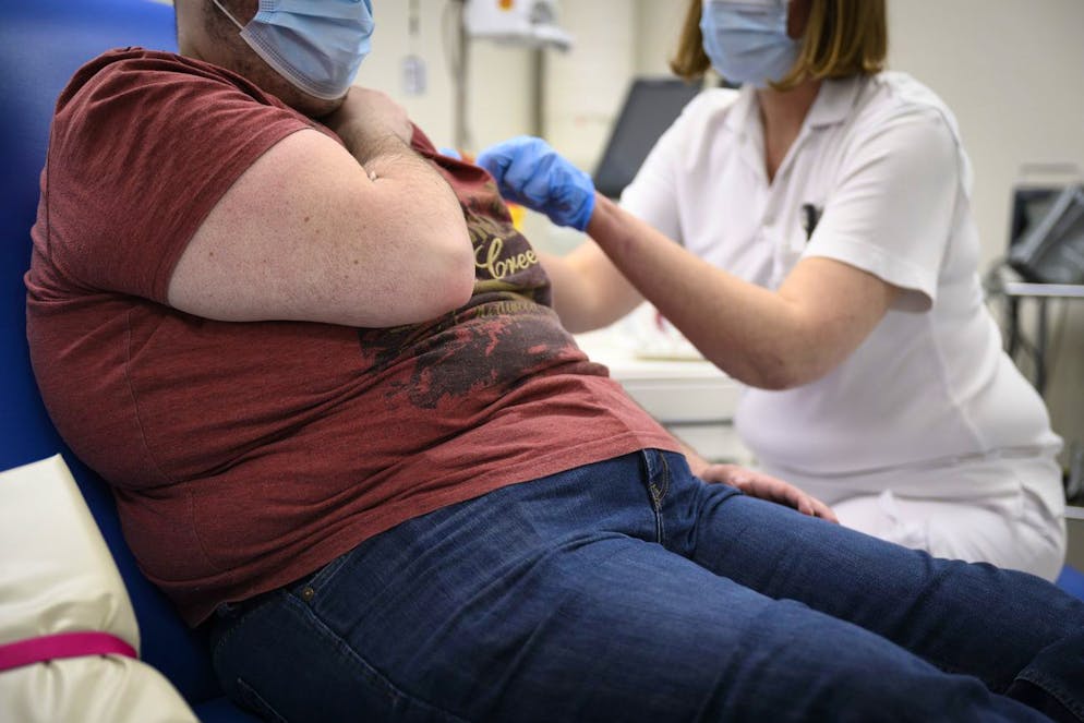 Outre l'IMC, les données relatives à la graisse corporelle – par exemple le tour de taille ou une mesure directe de la graisse – devraient être utilisées, recommande le groupe mercredi dans la revue britannique «The Lancet Diabetes & Endocrinology». (Photo d'archives)