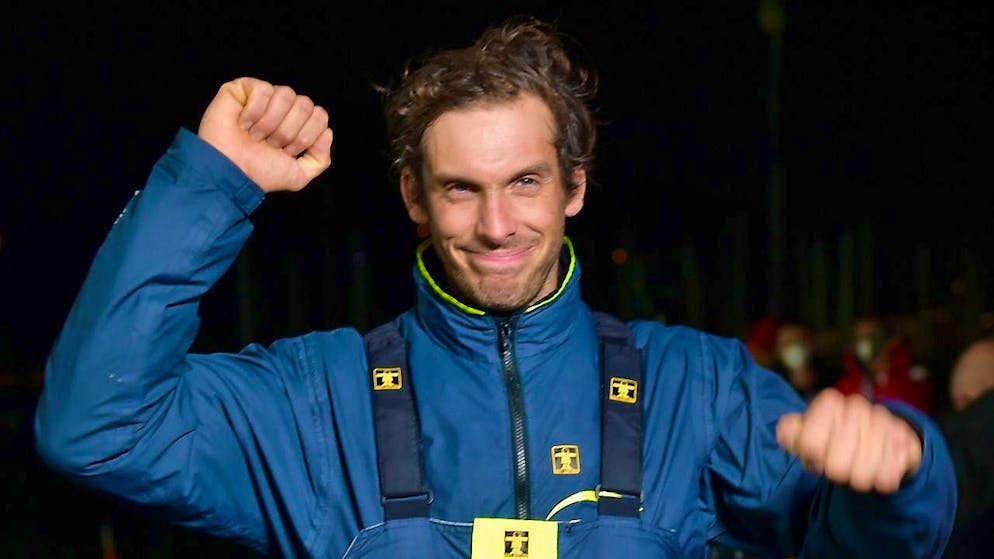 Done: Charlie Dalin is back in Les Sables d'Olonne in record time
