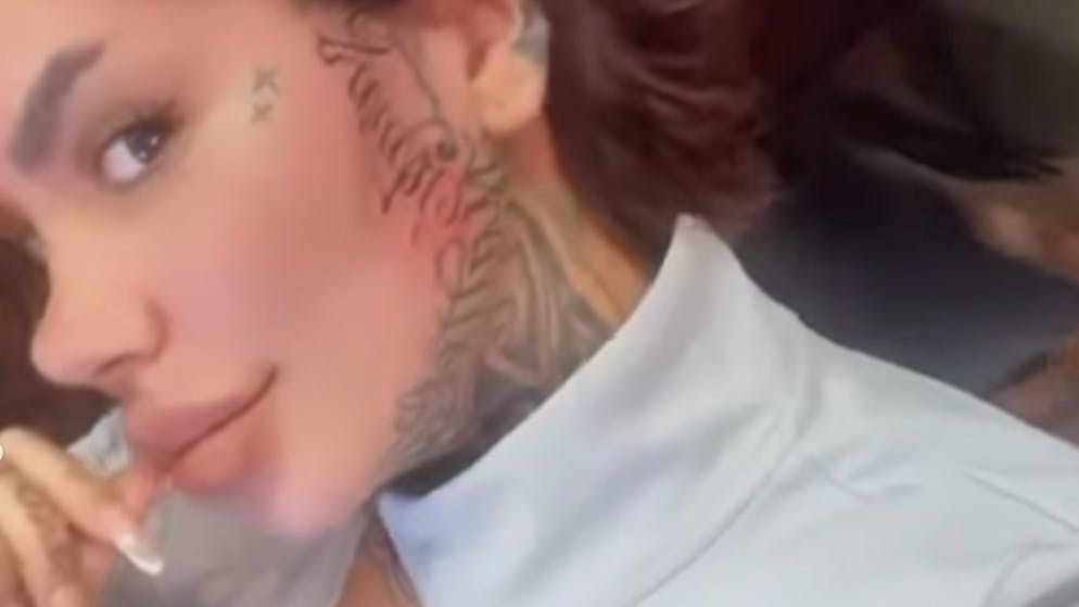 Her daughter's name. Mia Madisson gets 