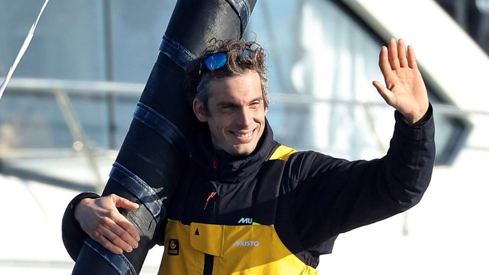 Dalin diesmal als Erster tatsächlich Erster - Gallery. Der Sieger winkt dem Publikum zu