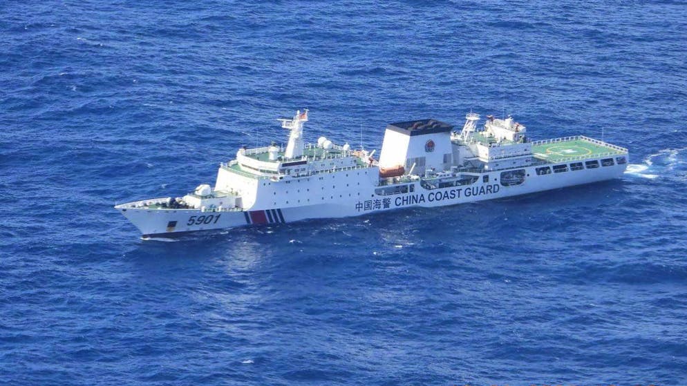 Disputed area. Trouble over Chinese monster ship off the Philippines