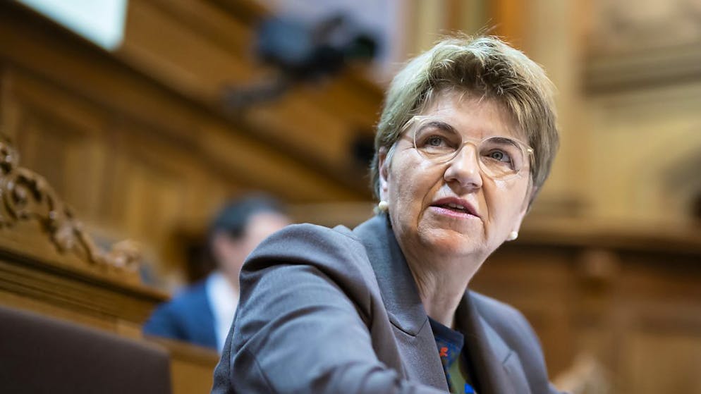 200'000 francs de rente. Viola Amherd quitte le Conseil fédéral !