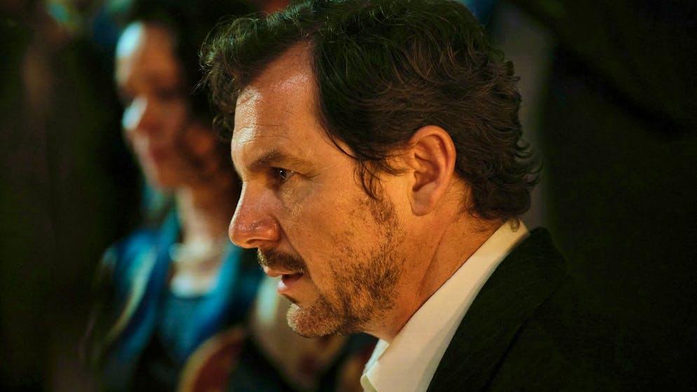 Have there been hostage-takings by right-wing extremists in Switzerland?. Inspector Sebastian Bootz (Felix Klare) is among a group of hostages being held hostage by right-wing terrorists in a Stuttgart movie theater in "Tatort: Verblendung".