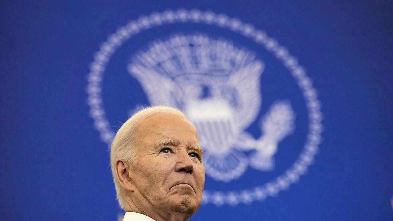 Automobilindustrie. Biden verbietet vernetzte Autos chinesischer Hersteller