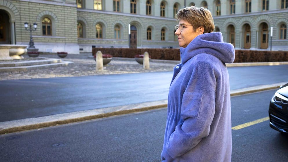 blue News Leser*innen zum Amherd-Rücktritt. «Jetzt soll die SVP mal beweisen, dass sie es im VBS besser kann»