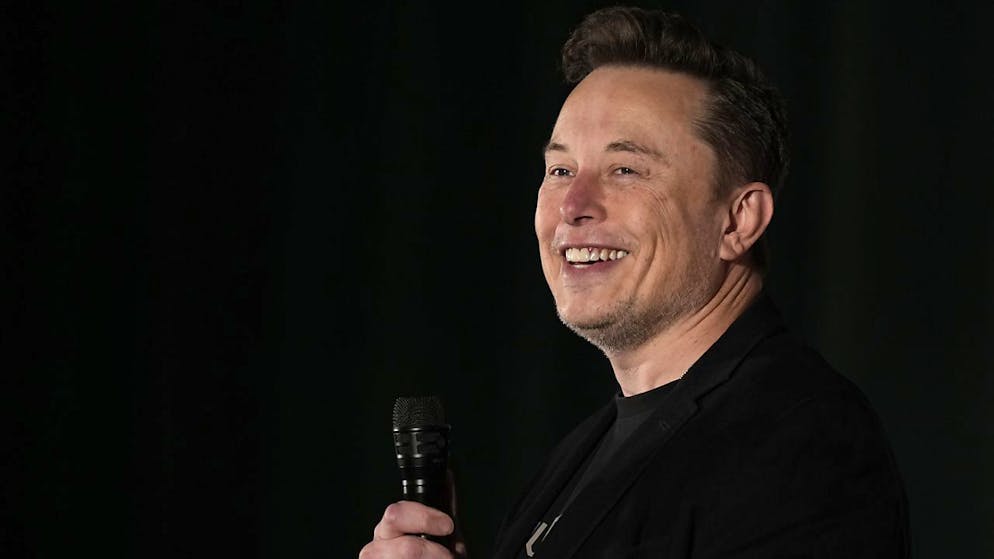 Le gendarme financier américain allègue que Musk a acquis des actions de la société à des «prix artificiellement bas», spoliant ainsi les actionnaires.