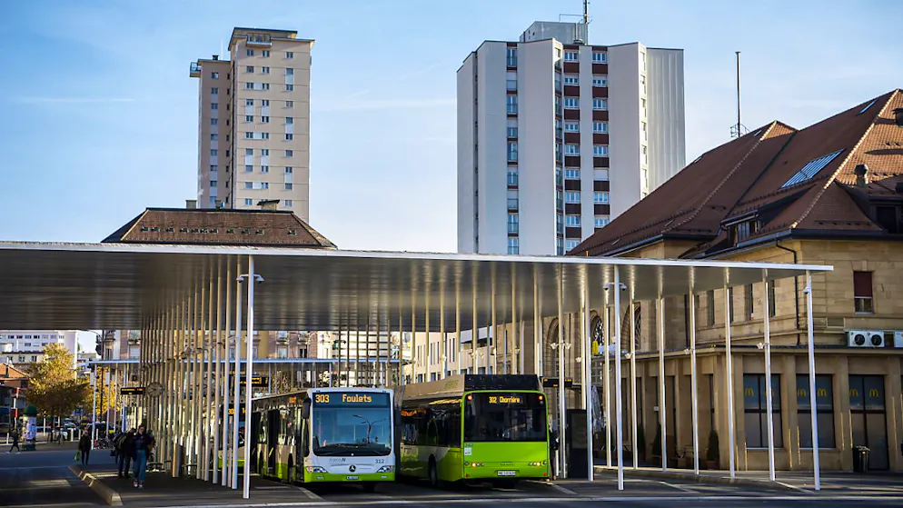 TransN, ici la gare de La Chaux-de-Fonds, s'apprête à entrer dans une phase d’assainissement et de consolidation "impliquant une évolution de la stratégie" de la compagnie de transports publics (archives).