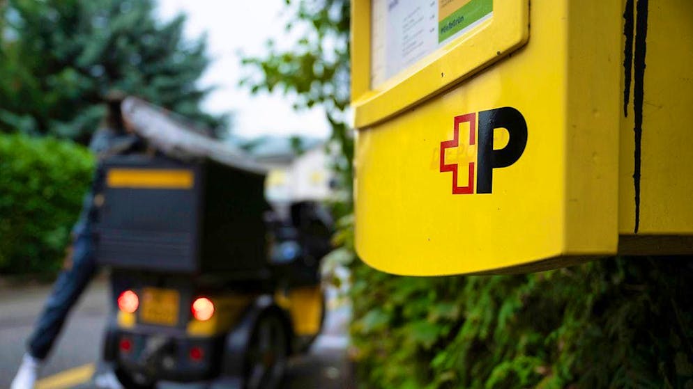 Around 25,000 Swiss Post employees have not yet received a collective employment contract. (archive image)
