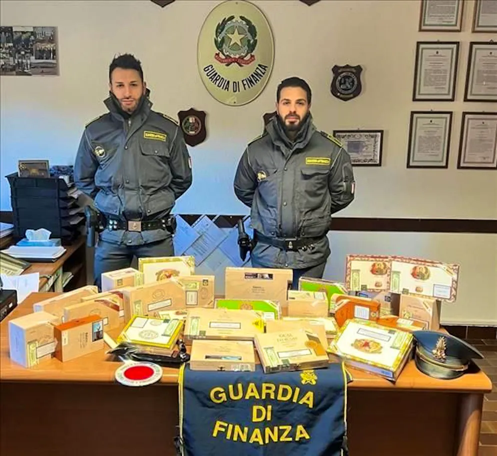 I sigari confezionati sequestrati