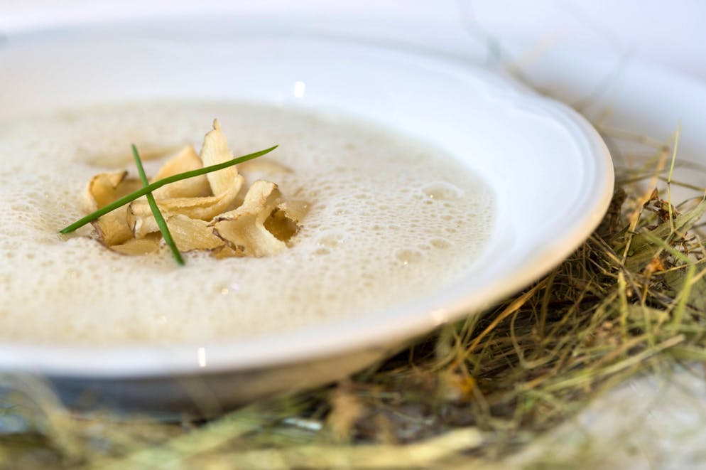 Mit der Heusuppe schafft es die Schweiz zum ersten Mal ins «TasteAtlas»-Ranking der schlimmsten Traditionsspeisen. Insgesamt sind sechs Schweizer Gerichte gelistet.