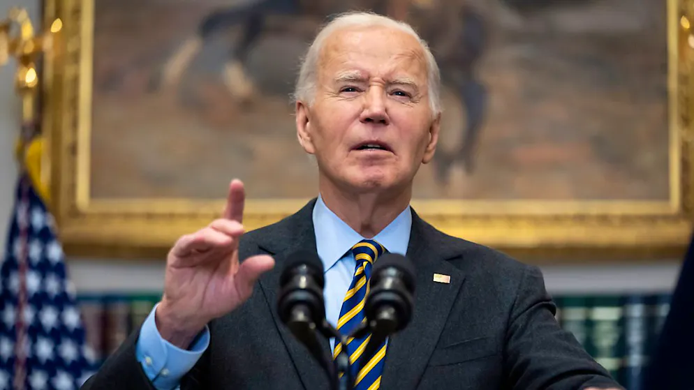 US-Präsident Joe Biden spricht im Roosevelt Room des Weißen Hauses. Foto: Ben Curtis/AP/dpa