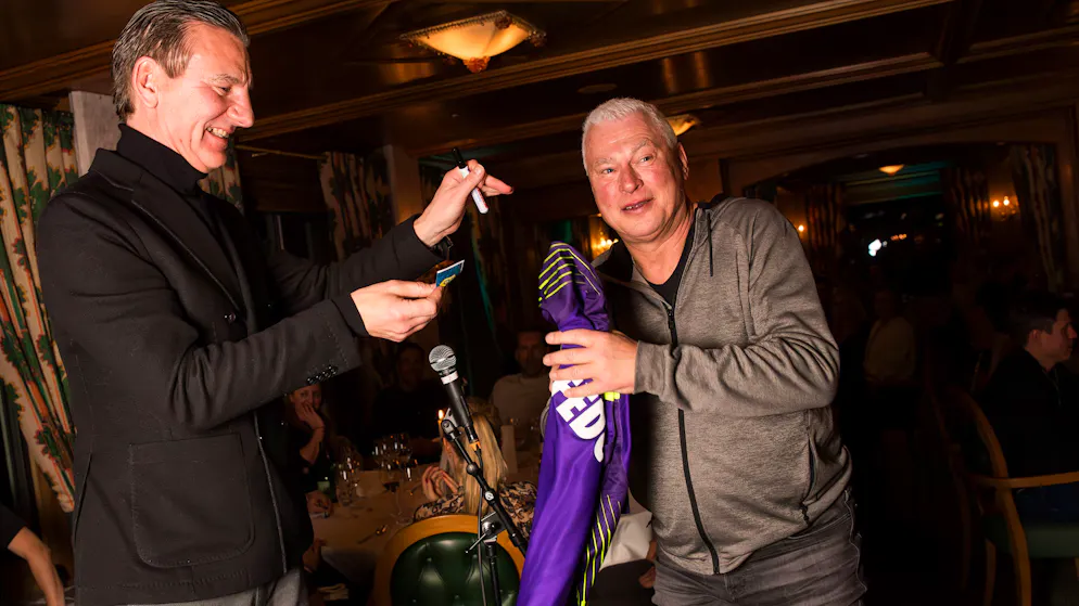 Toni Polster (rechts) geht es nach einem Darmdurchbruch wieder besser.