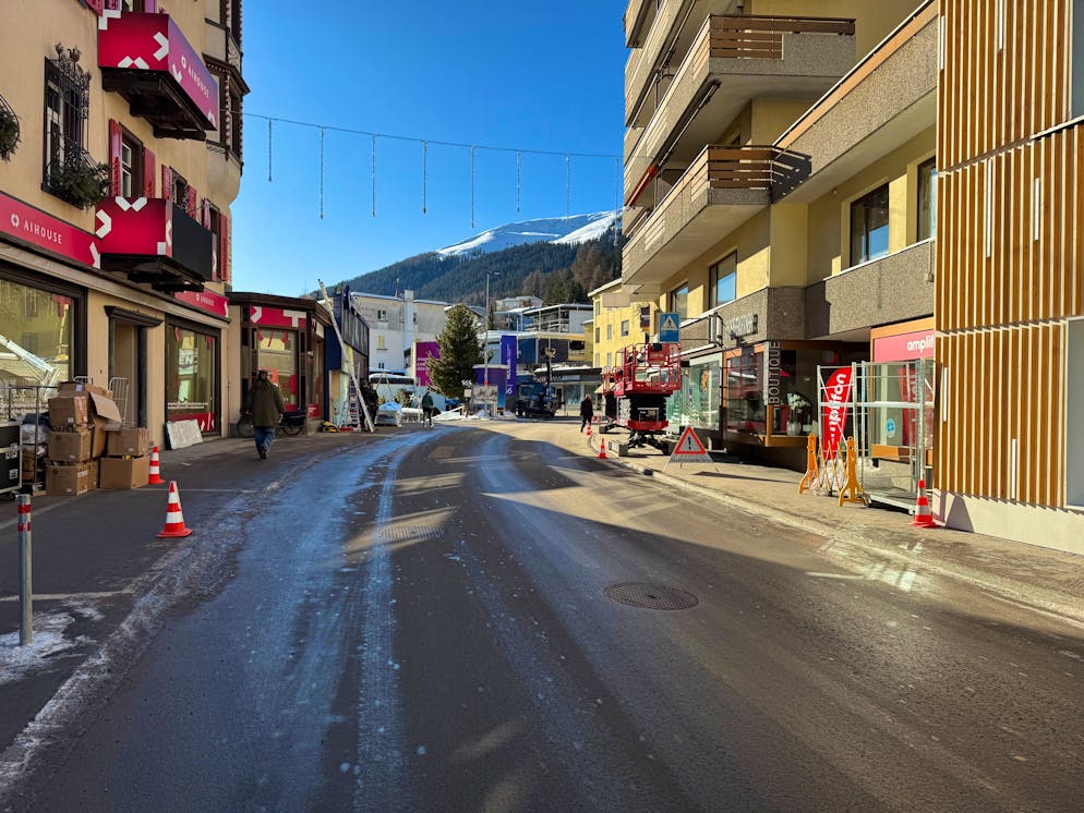 Davos WEF Umbau. Davos greift einer Grossbaustelle. 